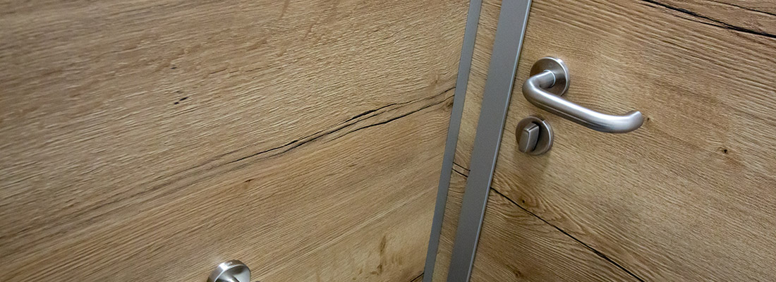 WC-Trennwand aus Spanplatten - N 25 mit Sonderdekor